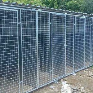 4 BLOCK DOG KENNEL/RUN